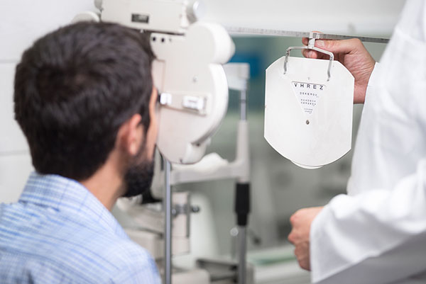 adult eye exam